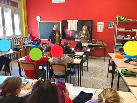 Un’aula del doposcuola di San Michele durante l’incontro sull’alimentazione